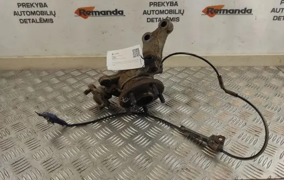 Toyota Avensis T250 Front wheel hub spindle knuckle