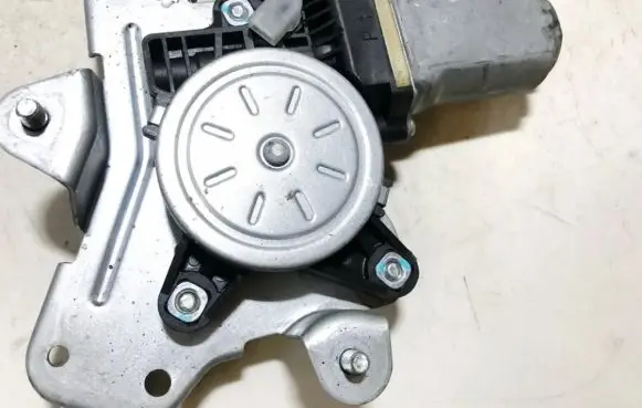 Chevrolet Captiva Front door window regulator motor 96627079