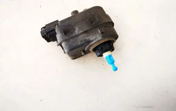 Nissan Primera Headlight level adjustment motor 