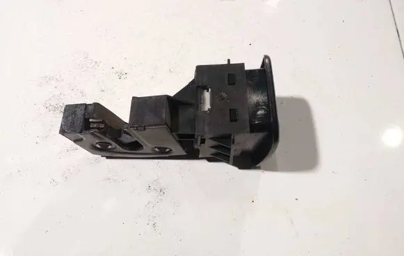 Volkswagen PASSAT B5.5 Seat back rest lock catch 3B0885738