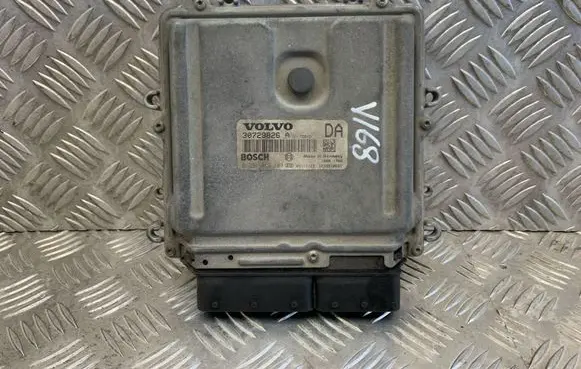 Volvo XC90 Engine control unit/module 0281012103