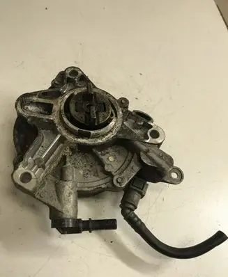 Peugeot 3008 I Vacuum pump 9673836180
