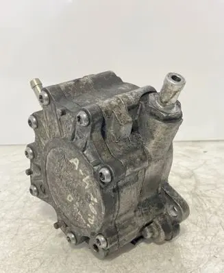Audi A6 S6 C6 4F Vacuum pump 03G145209C 602S1MM20
