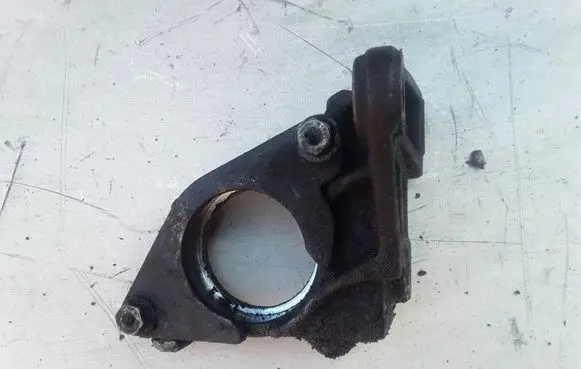 Renault Scenic II - Grand scenic II Driveshaft support bearing bracket 