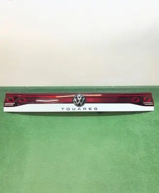 Volkswagen Touareg III Rear/tail lights 760945307