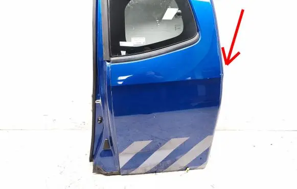 Isuzu D-Max Rear door