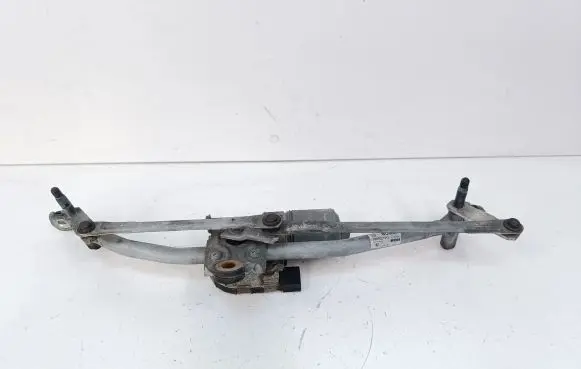 BMW X3 F25 Front wiper linkage and motor 7213275 3397021315 1137328561