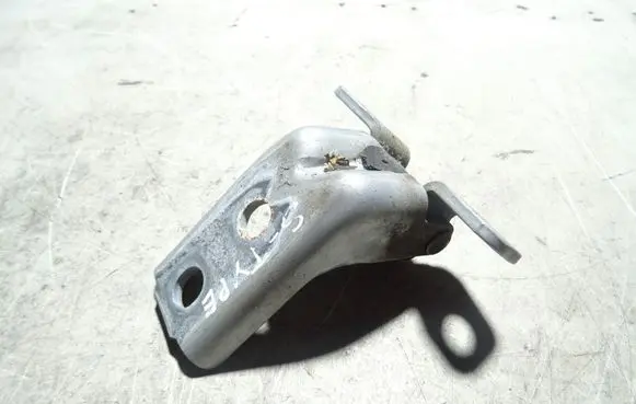 Jaguar S-Type Front door lower hinge 004D7A