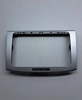 Volkswagen PASSAT B6 Radio/GPS head unit trim 3C0858069AE
