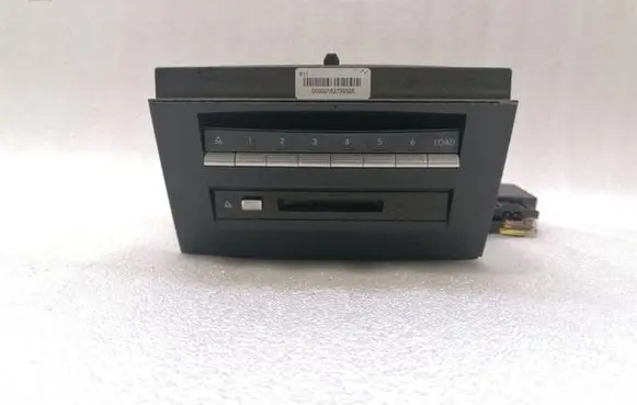 Mercedes-Benz S W221 CD/DVD changer A2218703485