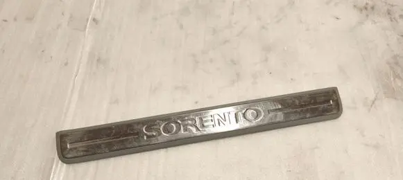 KIA Sorento Front sill trim cover 858873E000