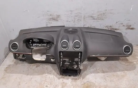 Mercedes-Benz GL X164 Dashboard 1646802287 1646800987