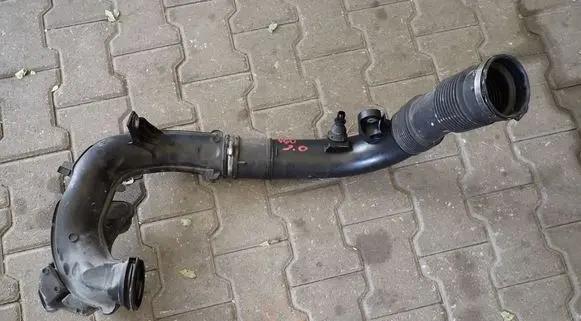 Volvo V60 Air intake duct part 31370120
