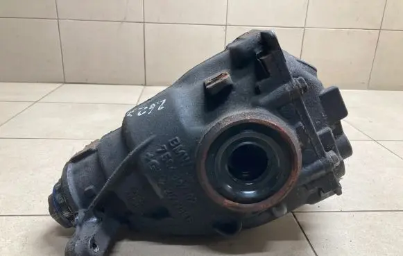 BMW X5 E70 Rear differential 7630912 7564867