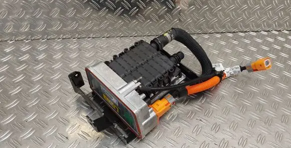 Citroen C4 III e-C4 Electric engine pre-heating system (optional) 9821712680 9826145080