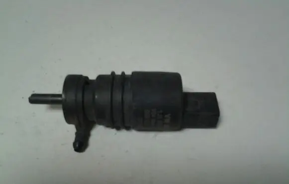 Volkswagen Phaeton Windscreen/windshield washer pump 1J5955651