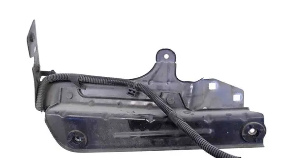 Alfa Romeo Stelvio Radiator support slam panel bracket C400