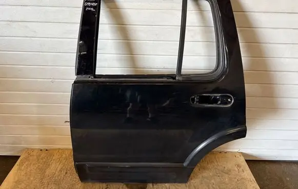 Ford Explorer Rear door 
