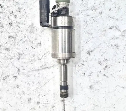 Ford Focus Fuel injector 0261500221