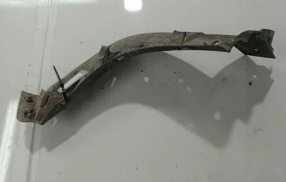 Seat Altea Rear bumper mounting bracket 