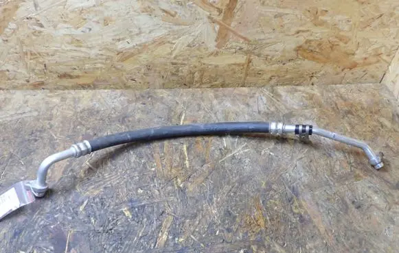 Renault Clio V Air conditioning (A/C) pipe/hose 924540725R