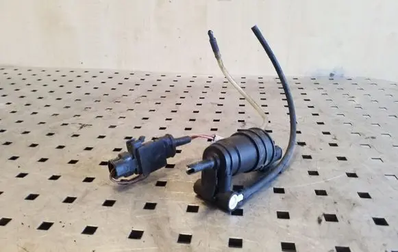 Renault Kangoo I Windscreen/windshield washer pump