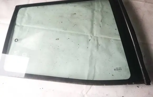 Ford Maverick Rear side window as2