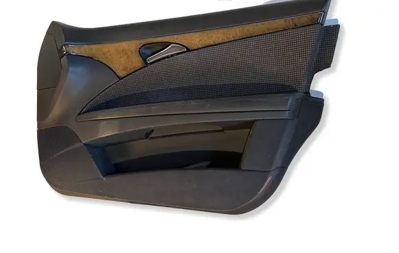 Mercedes-Benz E W211 Front door card panel trim 