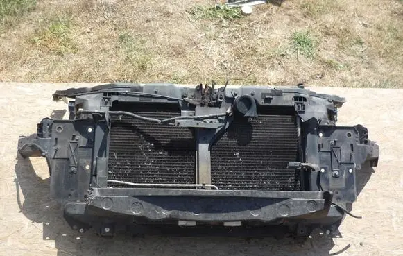 Nissan Murano Z50 Radiator support slam panel 646423