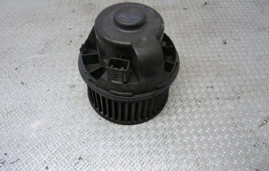 Ford Focus Heater fan/blower 3M5H1845GD