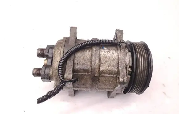 Mercedes-Benz Sprinter W907 W910 Air conditioning (A/C) compressor (pump) 03935853 13190393