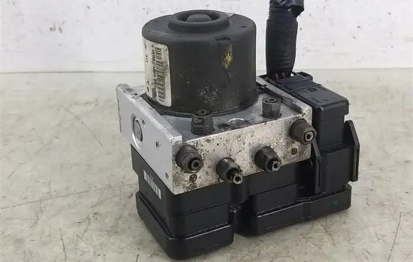 Mazda 3 I ABS Pump 3M51-2M110-CA