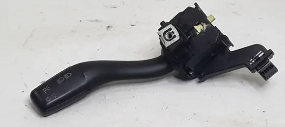 Audi A3 S3 A3 Sportback 8P Indicator stalk 8P0953513A