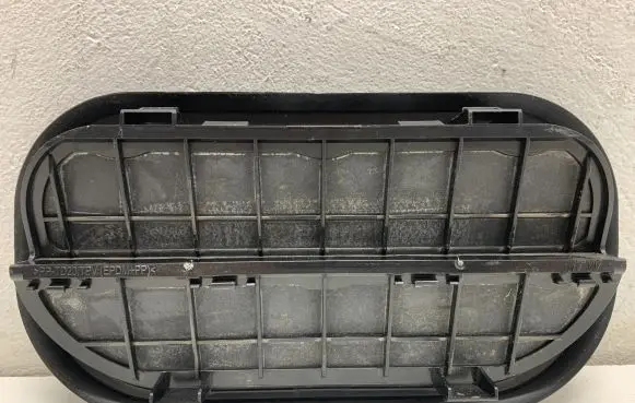 Volkswagen ID.4 Quarter panel pressure vent 6R0819465C