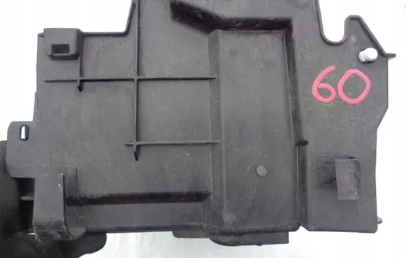 Battery tray