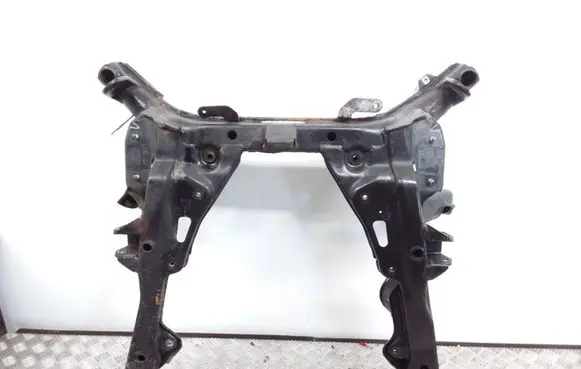 BMW 5 E60 E61 Front subframe 6780302