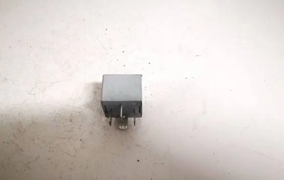 Audi A8 S8 D3 4E Other relay 141951253b 20240072