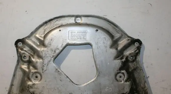 BMW 5 E60 E61 Engine splash shield/under tray 6759878 3111675987803