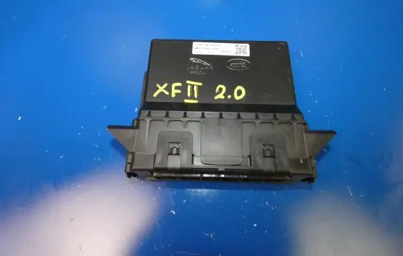Jaguar XF Comfort/convenience module GX63-14F498-AC MB1778005032 P680A