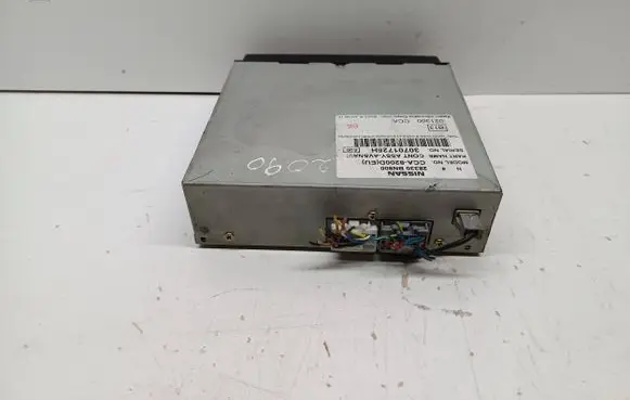 Nissan Almera Tino CD/DVD changer 