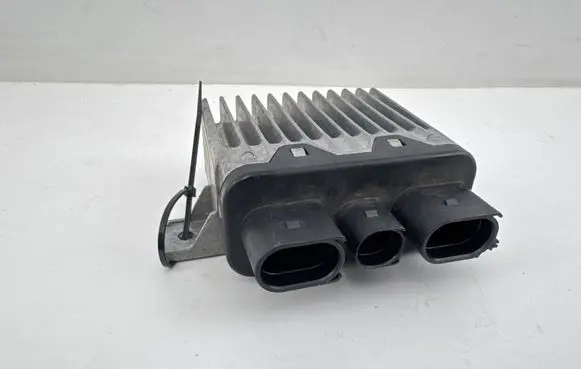 Audi Q5 SQ5 8R Coolant fan relay 4H0907160E