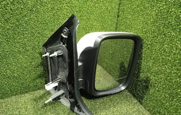 Nissan NV300 Front door electric wing mirror E90411063 233656046 232636226