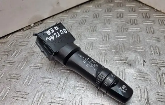 Mitsubishi Outlander Wiper control stalk E532016 17D714