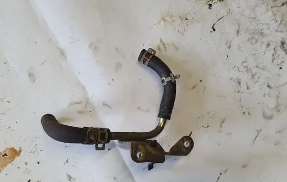 Suzuki Grand Vitara II Engine coolant pipe/hose NOCODE