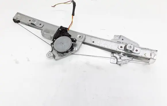 Suzuki Grand Vitara II Front door window regulator with motor 8343065J00 2621003520