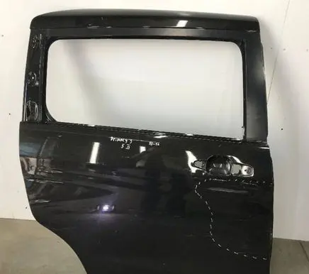 Mazda Premacy Rear door