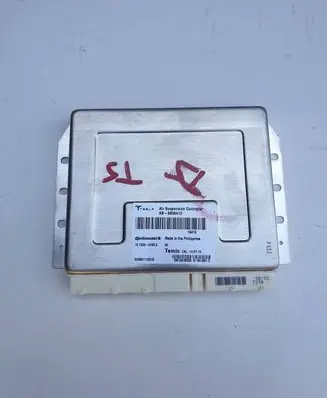 Tesla Model S Airbag control unit/module AB6006413 15152801532 D00801110018