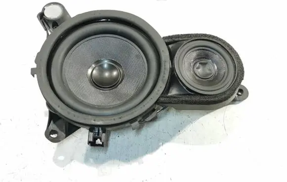 Volvo XC90 Front door speaker 30657757 04W53