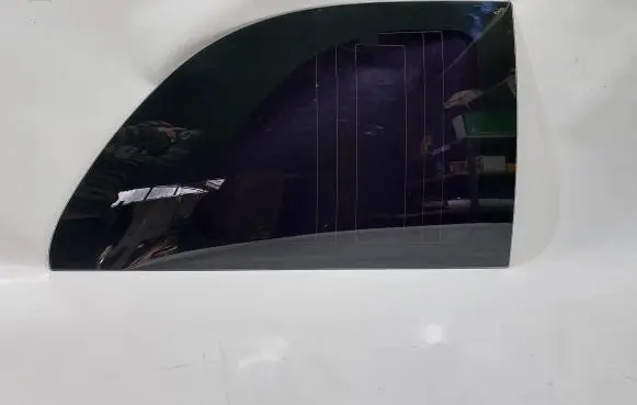 Chrysler Grand Voyager IV Rear side window