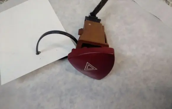 Citroen C8 Hazard light switch 1488924077